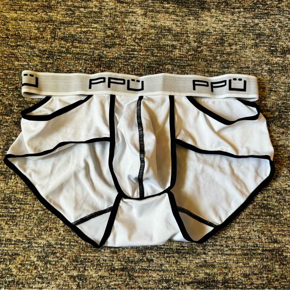 PPÜ Briefs